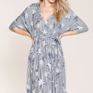NWT Listicle Floral Kimono Wrap Maxi Dress Sz. L